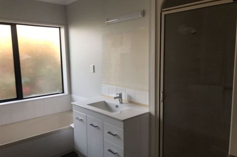 Photo of property in 11 Jasmine Place, Mount Maunganui, 3116