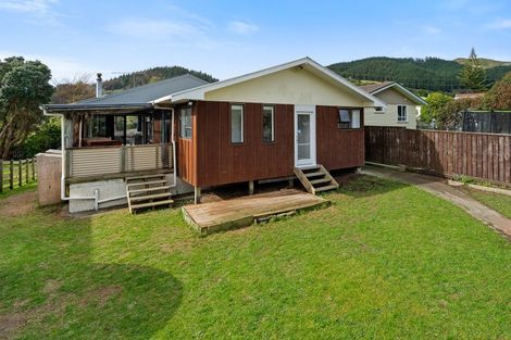 Photo of property in 19 Riwai Street, Paraparaumu, 5032