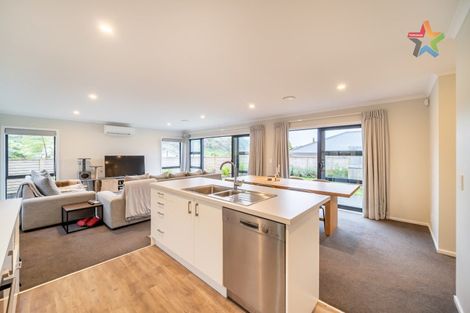 Photo of property in 144 Waipounamu Drive, Kelson, Lower Hutt, 5010