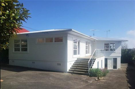 Photo of property in 292 Hurstmere Road, Takapuna, Auckland, 0622