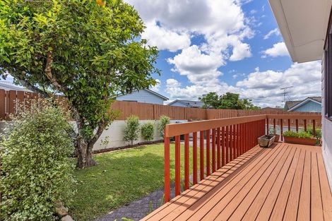 Photo of property in 2/136 Barrack Road, Mount Wellington, Auckland, 1060
