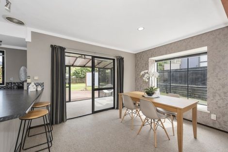 Photo of property in 6 Houhere Place, Pukete, Hamilton, 3200