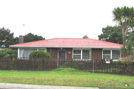 Photo of property in 2/29 Glendene Avenue, Glendene, Auckland, 0602