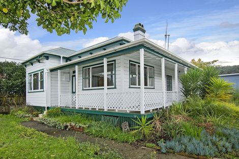 Photo of property in 24 First Avenue, Avenues, Whangarei, 0110