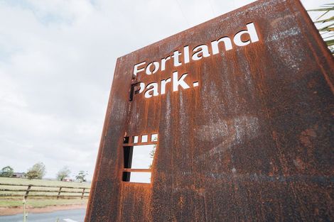 Photo of property in 6 Dyke Road, Karaka, Papakura, 2580