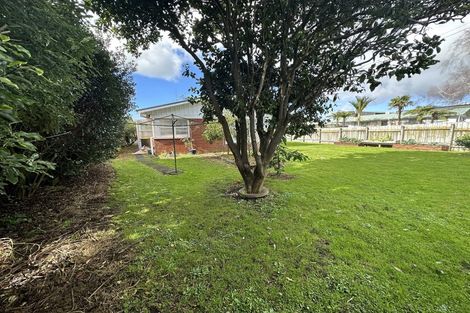 Photo of property in 1/663 Te Atatu Road, Te Atatu Peninsula, Auckland, 0610