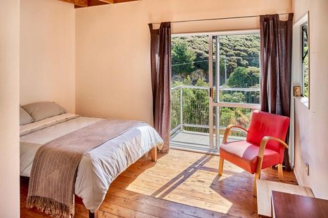 Photo of property in 101 Cluny Road, Plimmerton, Porirua, 5026