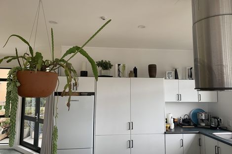 Photo of property in 566n Adelaide Road, Berhampore, Wellington, 6023