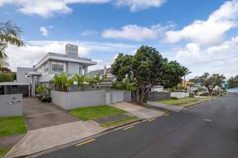 Photo of property in 1/2a Earnoch Avenue, Takapuna, Auckland, 0622