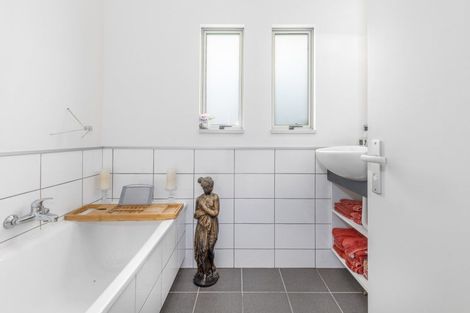 Photo of property in 43 Redwood Grove, Levin, 5571