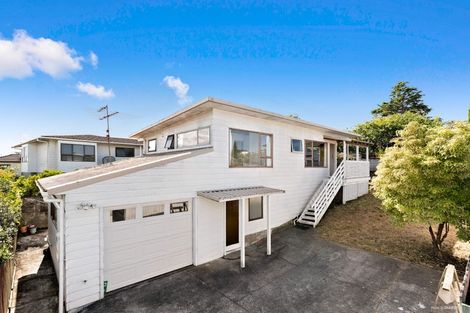 Photo of property in 18 Wycherley Drive, Bucklands Beach, Auckland, 2014