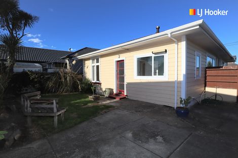 Photo of property in 6 De Carle Street, Saint Kilda, Dunedin, 9012