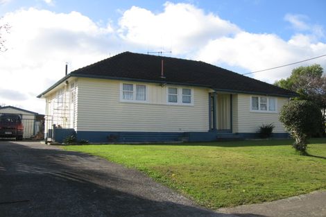 Photo of property in 3 Collins Crescent, Feilding, 4702