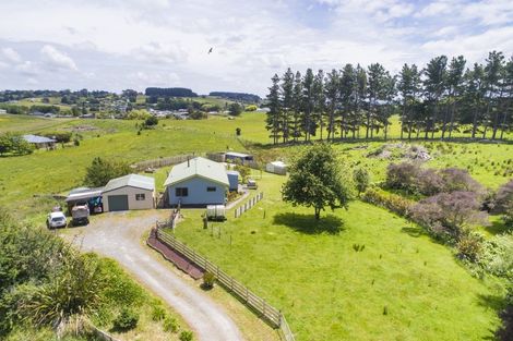 Photo of property in 73 Monteith Street, Halcombe, Feilding, 4779