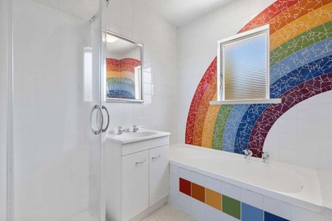 Photo of property in 14 Glenfield Road, Owhata, Rotorua, 3010