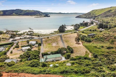 Photo of property in 928 Harington Point Road, Harington Point, Dunedin, 9077