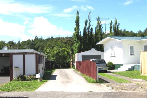 Photo of property in 1/65 Sylvia Road, Hillcrest, Auckland, 0627