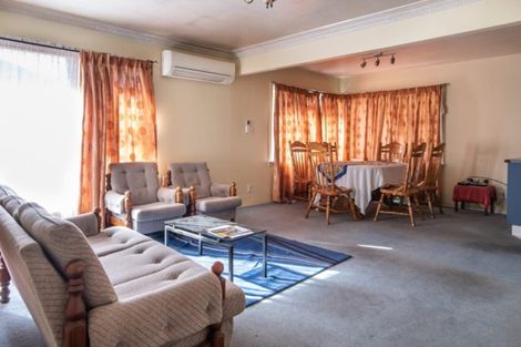 Photo of property in 37 Curletts Road, Sockburn, Christchurch, 8042