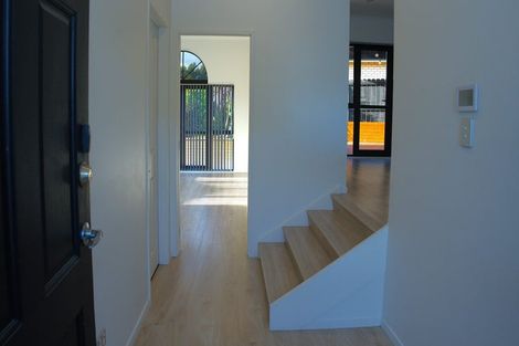 Photo of property in 64 Crossandra Drive, Mangere, Auckland, 2022