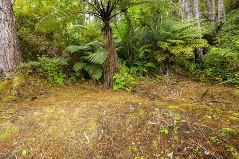 Photo of property in 144 Pinehaven Road, Pinehaven, Upper Hutt, 5019