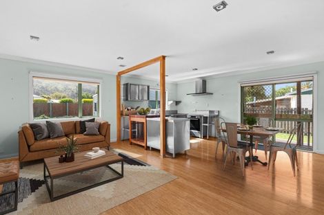 Photo of property in 5 Kenward Crescent, Featherston, 5710