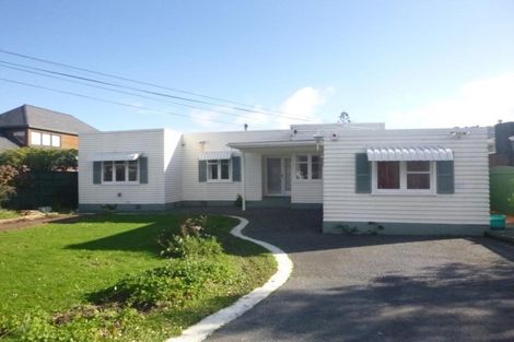 Photo of property in 145 Kings Crescent, Hutt Central, Lower Hutt, 5010