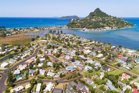 Photo of property in 4 Chestnut Grove, Tairua, 3508