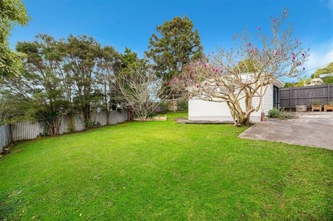 Photo of property in 7 Beazley Place, Glendene, Auckland, 0602