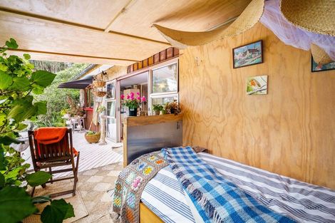 Photo of property in 29 Onedin Place, Titirangi, Auckland, 0604