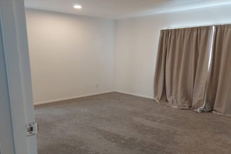 Photo of property in 454 Swanson Road, Ranui, Auckland, 0612