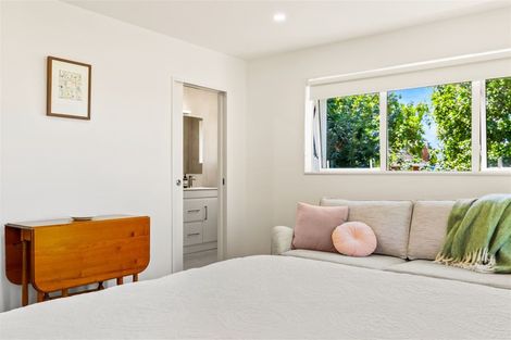 Photo of property in 30c Coniston Avenue, Te Atatu South, Auckland, 0610