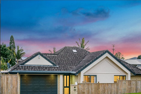 Photo of property in 62 Waitaki Street, Henderson, Auckland, 0612