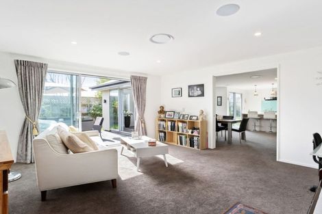 Photo of property in 48 Blue Gum Place, New Brighton, Christchurch, 8083