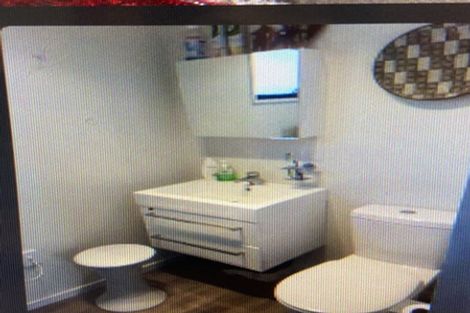 Photo of property in 11 Governors Bay Road, Cass Bay, Lyttelton, 8082