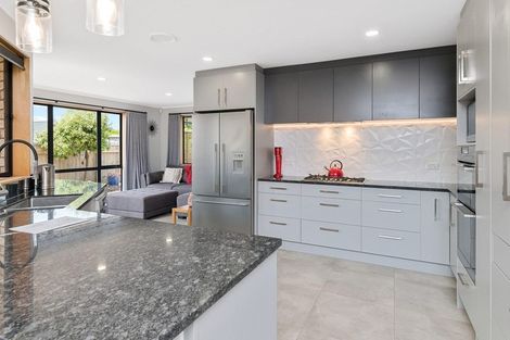 Photo of property in 26 Hadleigh Court, Paraparaumu, 5032