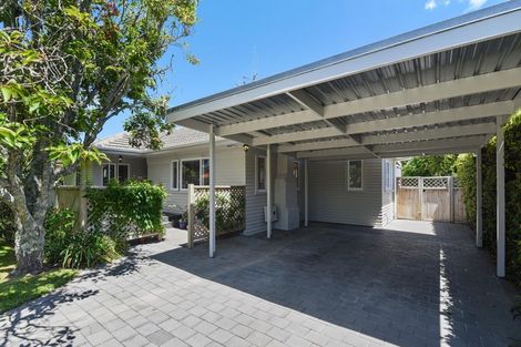 Photo of property in 5 Vectis Road, Hillcrest, Hamilton, 3216