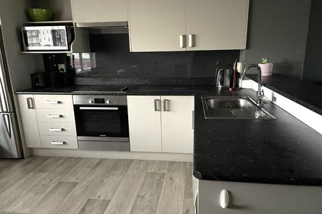 Photo of property in 18/3 Kelvin Grove, Te Aro, Wellington, 6011