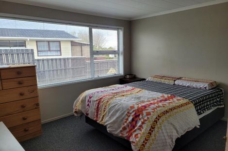 Photo of property in 16 Trelawney Crescent, Westown, New Plymouth, 4310