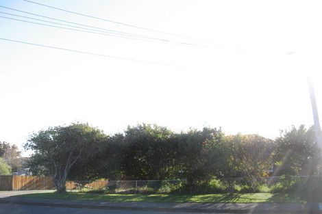 Photo of property in 17 Bleakhouse Road, Howick, Auckland, 2014