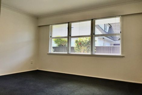 Photo of property in 2/94 Glandovey Road, Fendalton, Christchurch, 8052