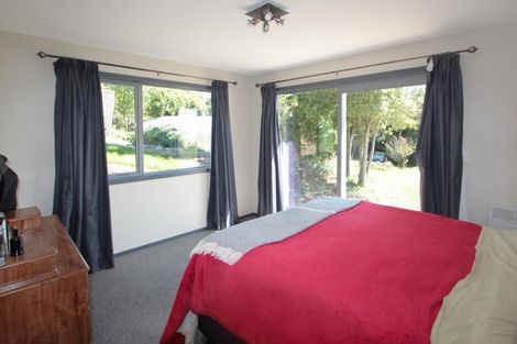 Photo of property in 22 Kinnaird Street, Herbert, Oamaru, 9495