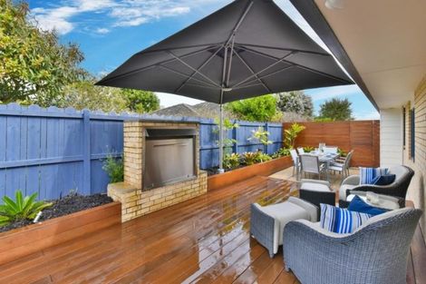 Photo of property in 43 Milson Drive, Papakura, 2110