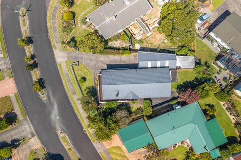 Photo of property in 18 Riverside Drive, Waiuku, 2123