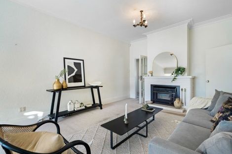 Photo of property in 10 Harbour View Road, Point Chevalier, Auckland, 1022