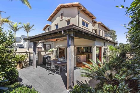 Photo of property in 164b Oceanbeach Road, Mount Maunganui, 3116
