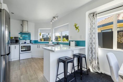 Photo of property in 9 Calypso Drive, Papamoa Beach, Papamoa, 3118