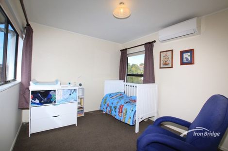 Photo of property in 1/125 Oaktree Avenue, Browns Bay, Auckland, 0630