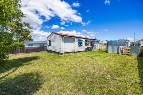 Photo of property in 18 Solveig Place, Randwick Park, Auckland, 2105