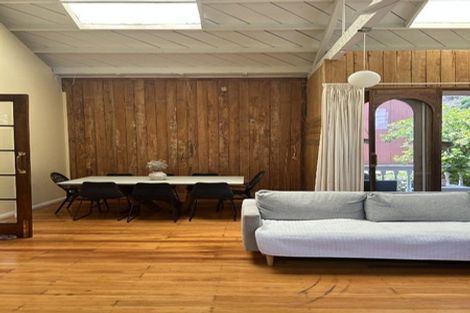 Photo of property in 32a Main Street, Hospital Hill, Napier, 4110