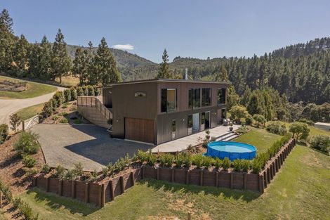 Photo of property in 40 Spikes Way, Whitianga, 3510